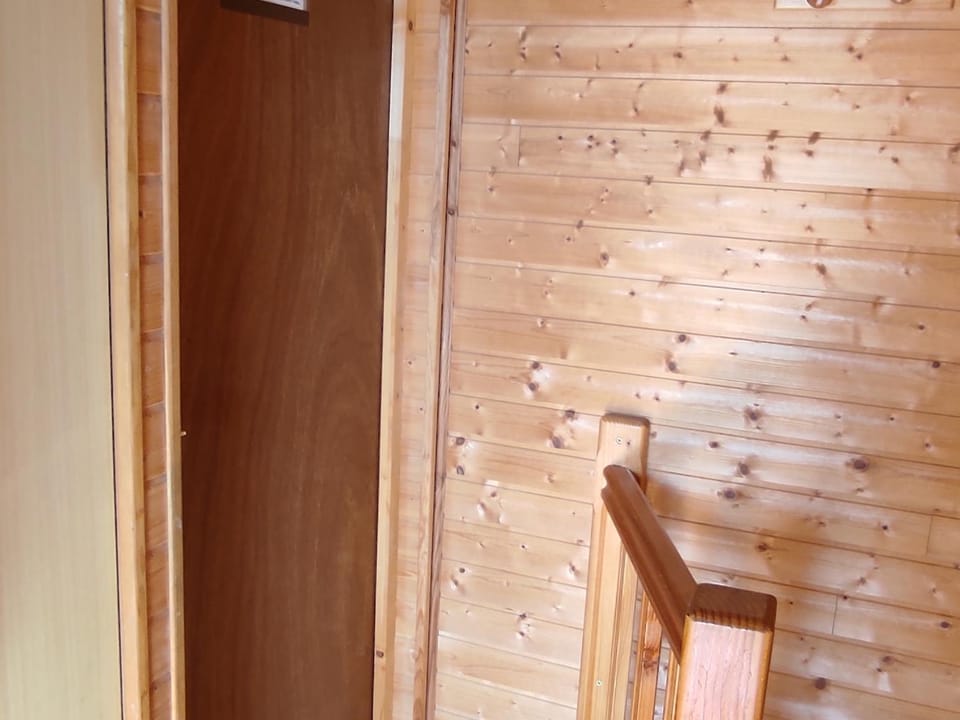 Chalet authentique au cœur de la nature près de Super Besse - FR-1-814-143 Chalet in Besse-et-Saint-Anastaise