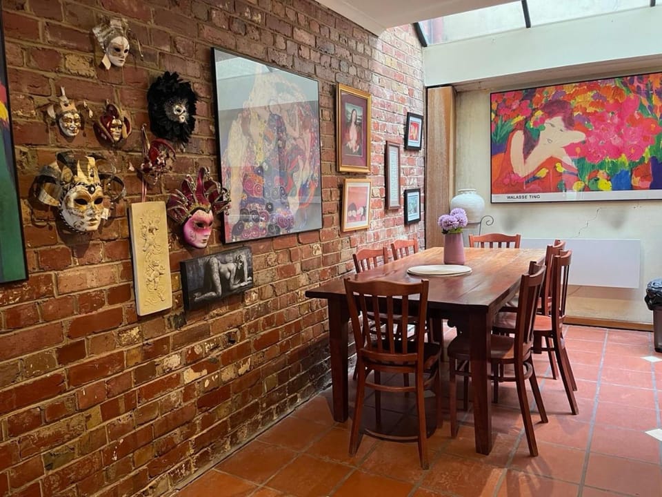 Decorative detail, Dining area