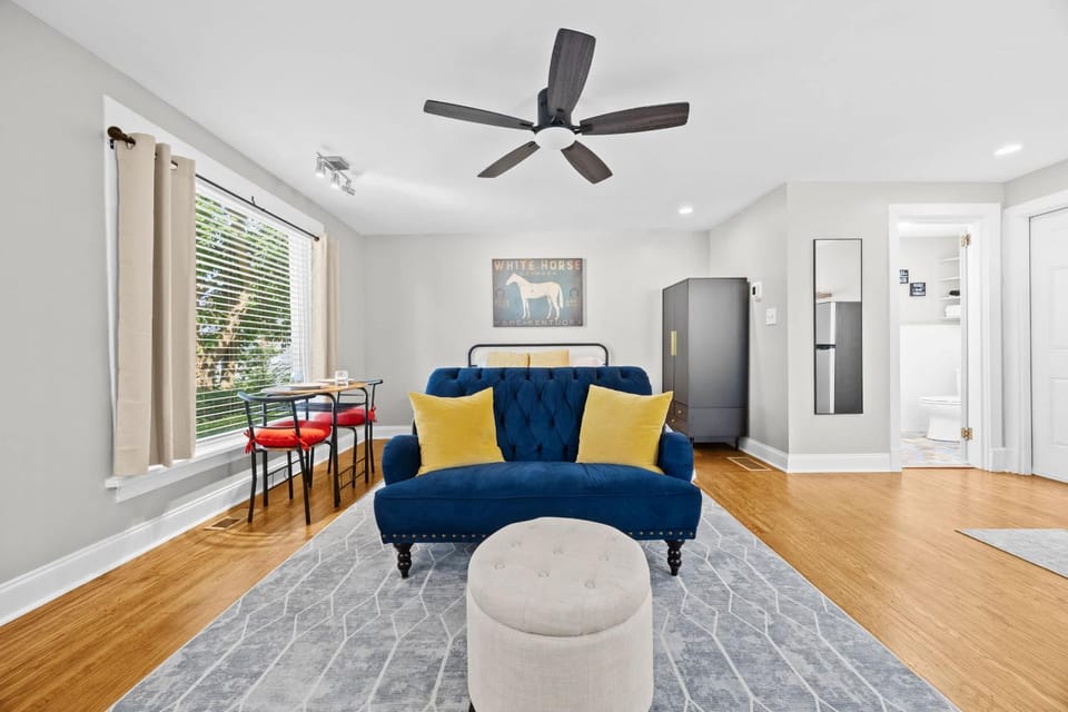 Charming Studio Stay in Vibrant Highlands Area Apartment in Jefferson County
