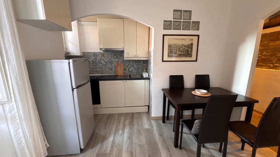 Kitchen or kitchenette, Living room, Dining area, oven, stove