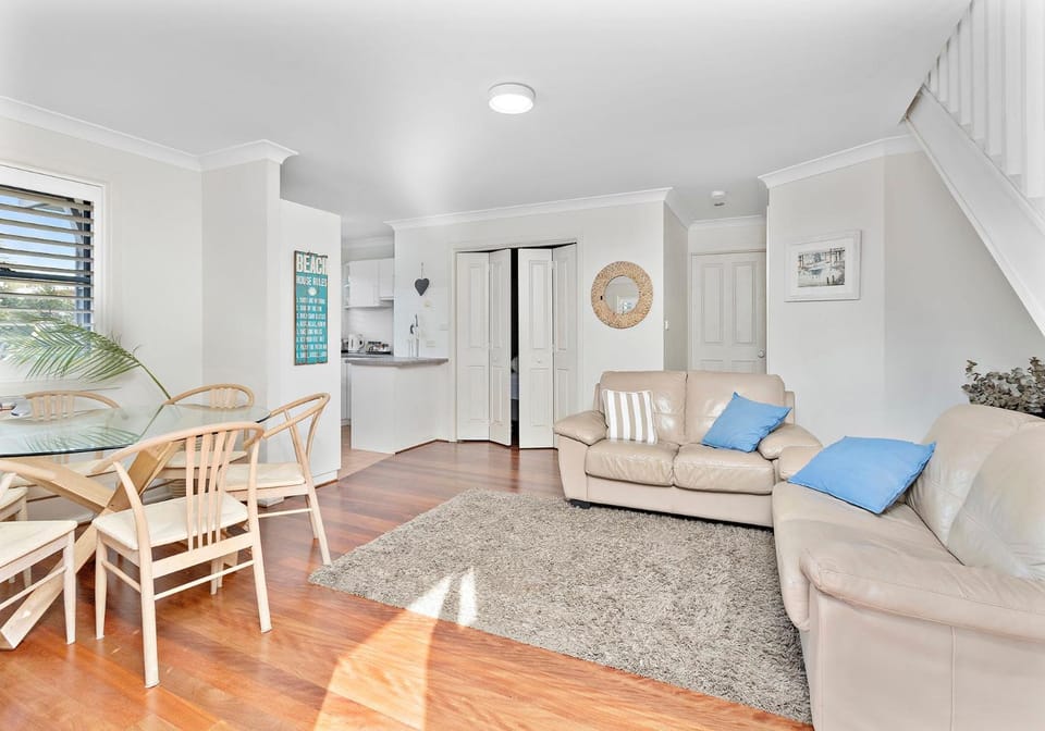 Kiama Beachscape on Manning House in Kiama