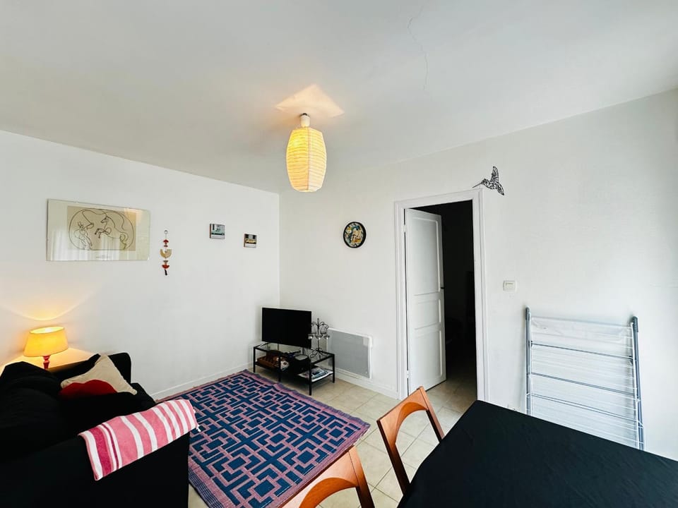 Maisonnette cosy à Fouras, proche plage et centre, 2 pers - FR-1-709-88 House in Fouras