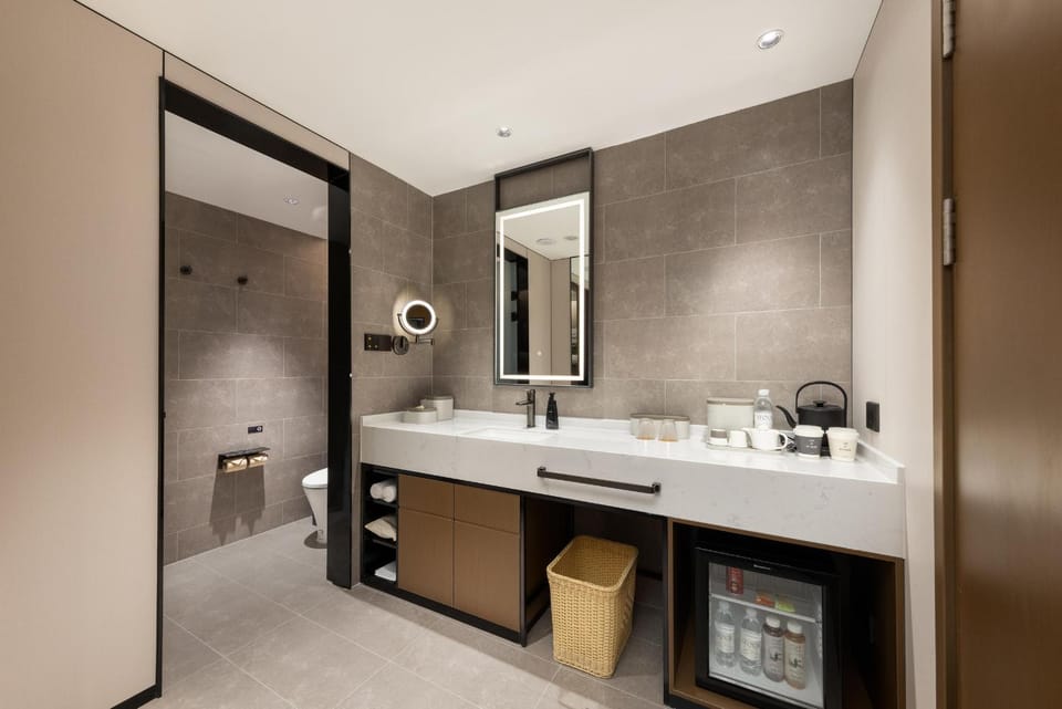 Atour Hotel Beijing Guomao Dongdaqiao Subway Station Hotel in Beijing