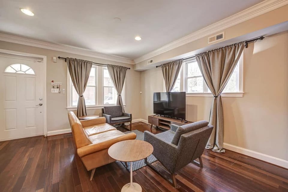 Private Home with Big Yard & Gated Parking #DCottage House in District of Columbia
