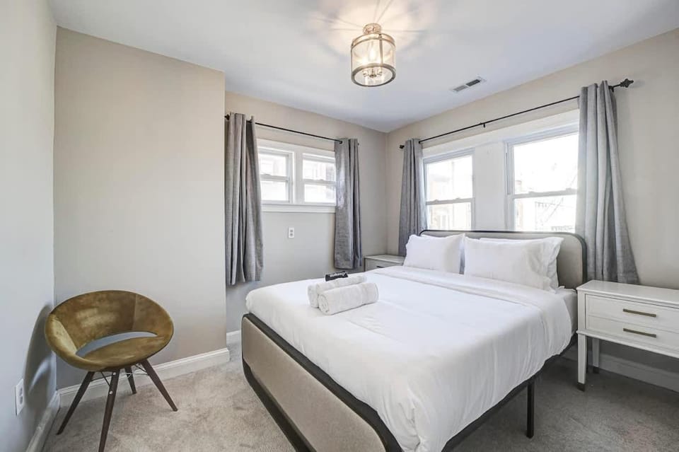 Private Home with Big Yard & Gated Parking #DCottage House in District of Columbia