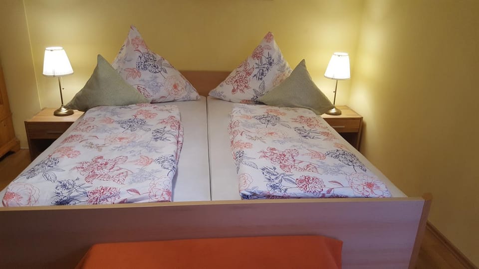 Am Berg-Ferienwohnung Apartment in Tyrol