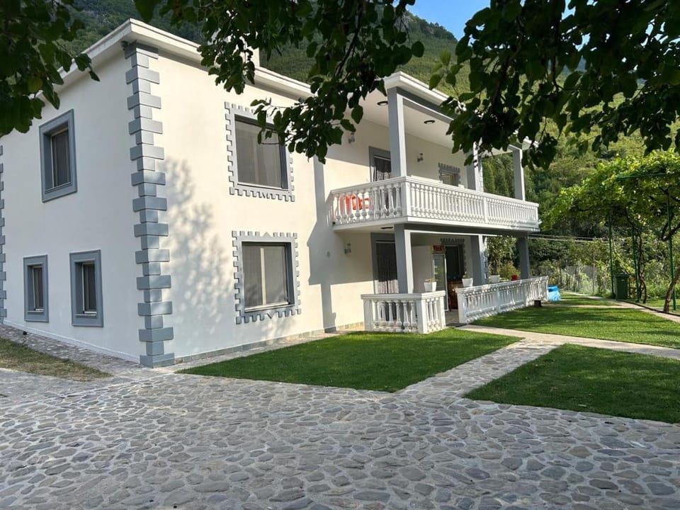 Bujtina Lecaj Bed and Breakfast in Podgorica Municipality, Montenegro