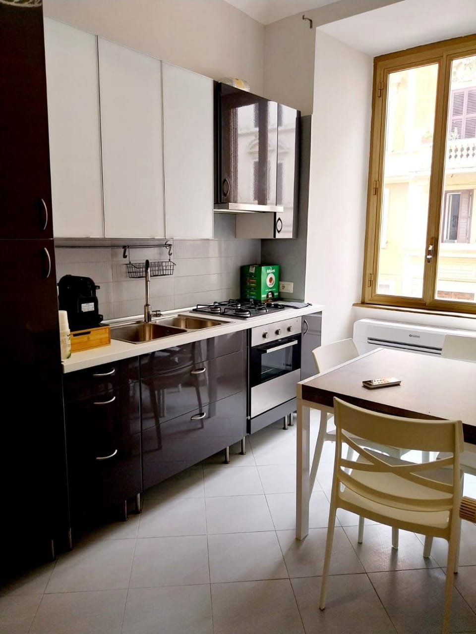 Kitchen or kitchenette, oven, stove