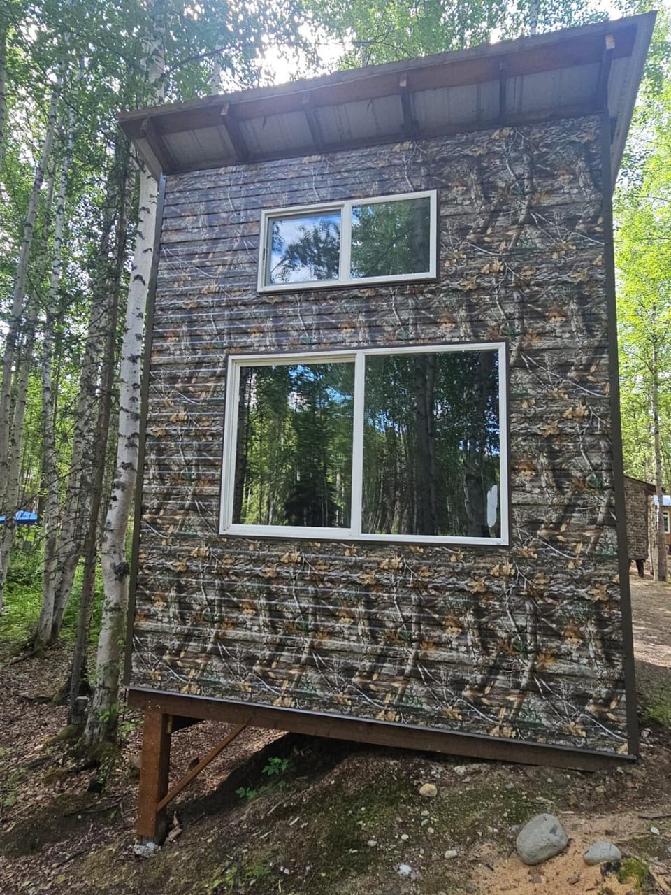 Property building, Day