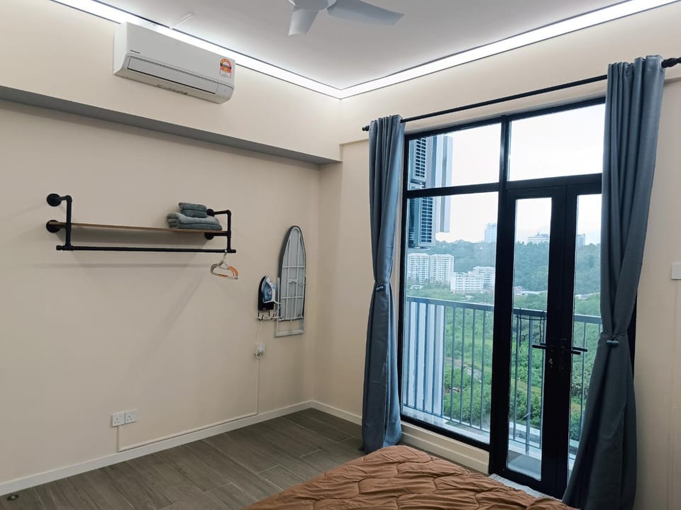 Bed, Balcony/Terrace, Bedroom, Mountain view, flat iron, towels, wardrobe, air conditioner