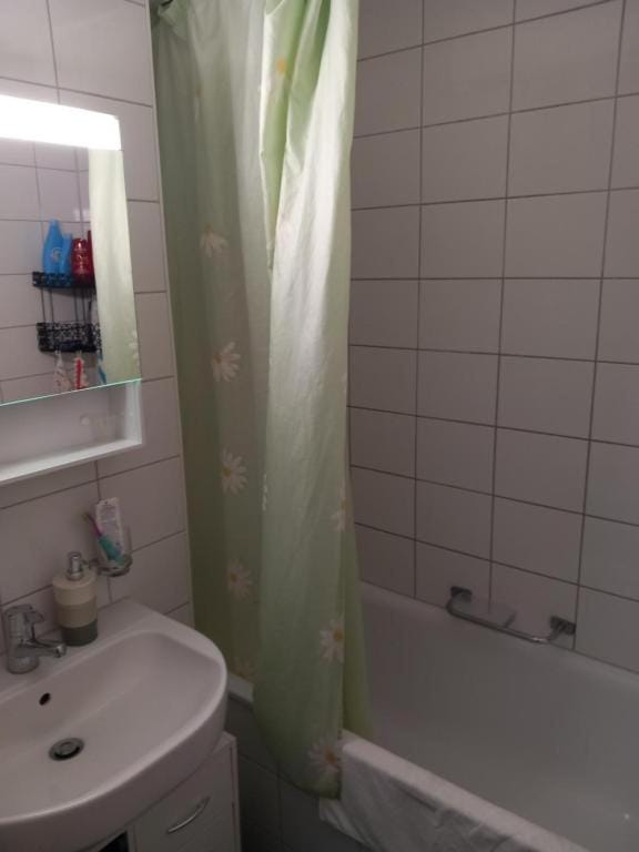 Shower, Bathroom, Bath