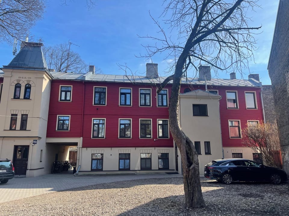 A cozy apartment in a quiet courtyard For a quiet stay, not for entertainment Apartment in Riga