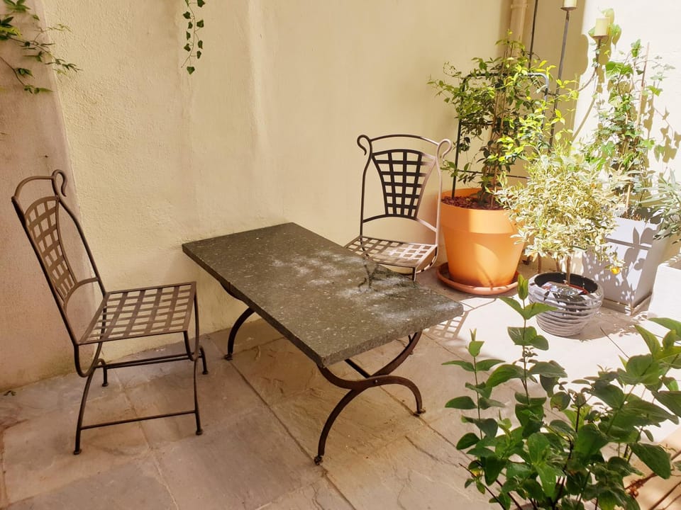 Patio, View (from property/room), Balcony/Terrace, Decorative detail, Inner courtyard view, hair dresser
