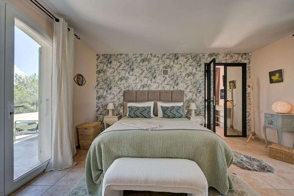 La Villa KEF - Domaine & Golf de Pont Royal Bed and Breakfast in Mallemort