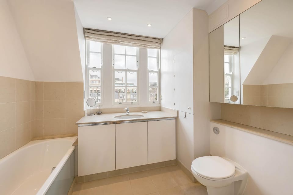 Toilet, Bathroom, Bath