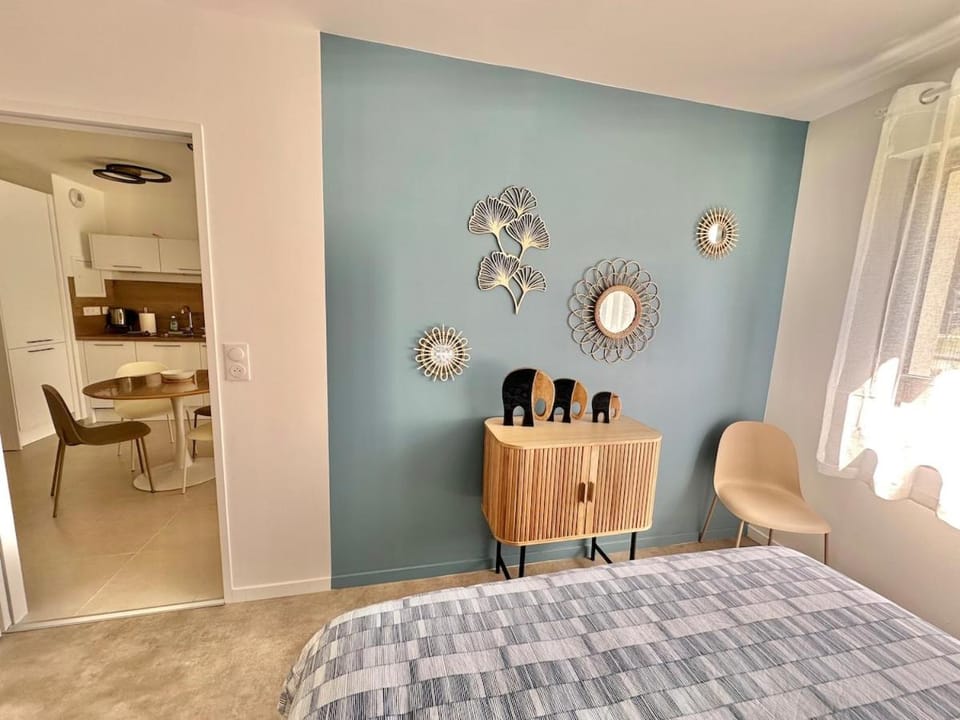 Kitchen or kitchenette, Decorative detail, Dining area, Bedroom