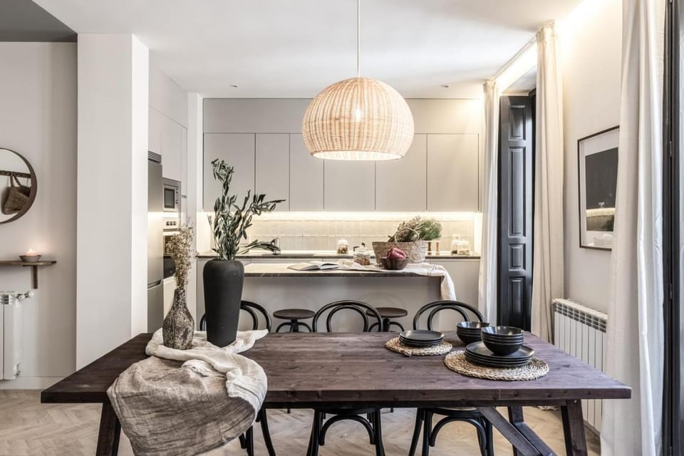Darro - 4 bedrooms in Trafalgar Apartment in Centro
