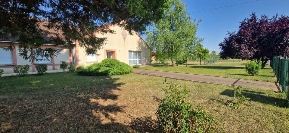 Property building, Garden