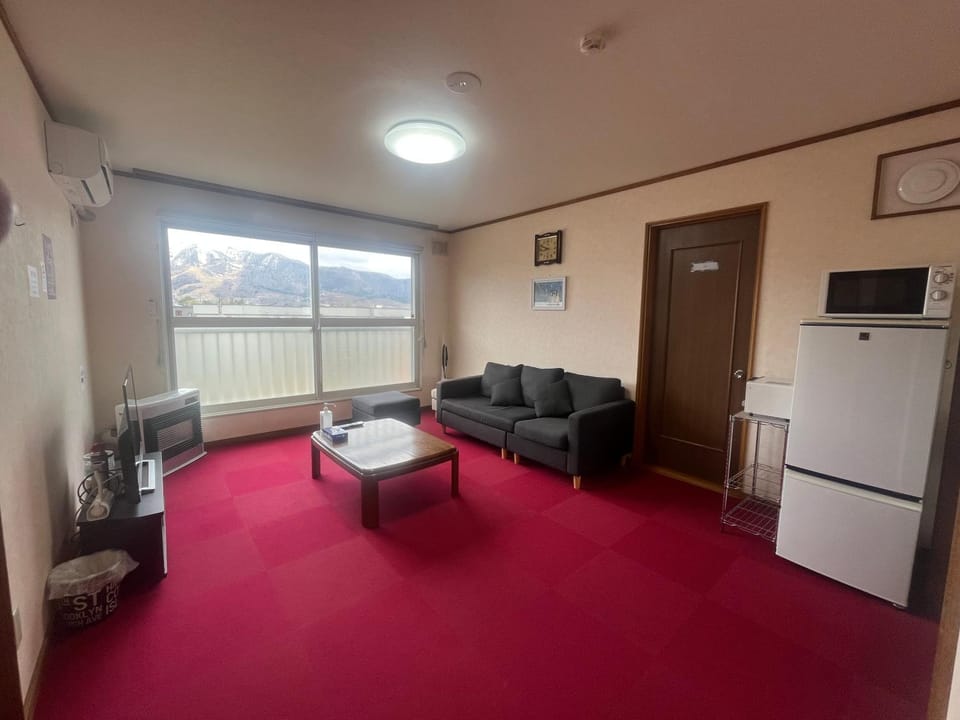 TV and multimedia, Seating area