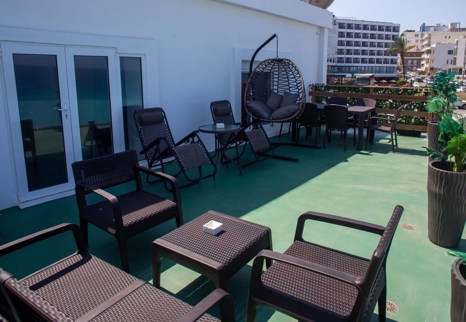 Property building, View (from property/room), Balcony/Terrace