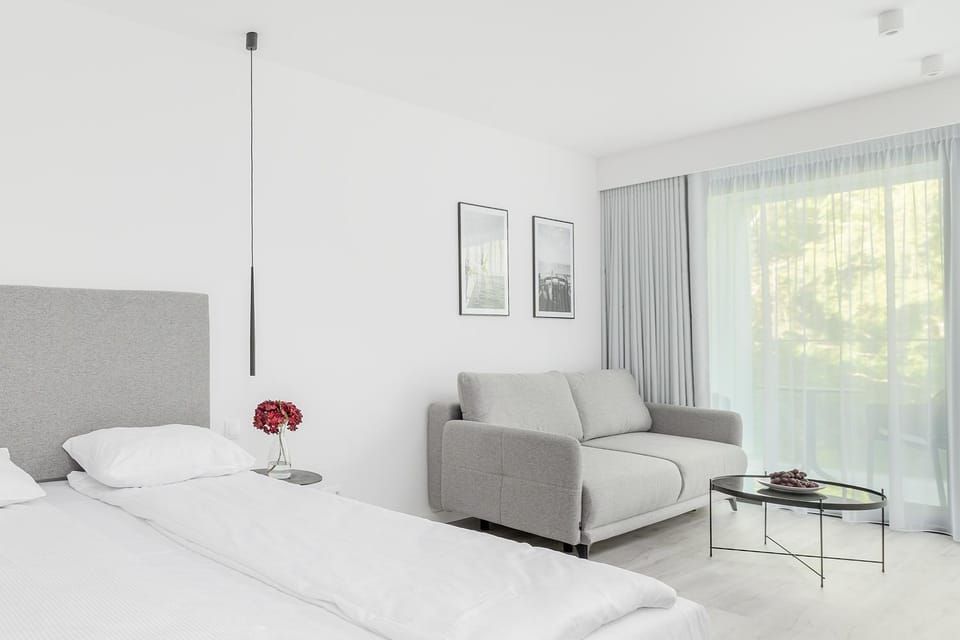 Bed, Living room, Photo of the whole room, Seating area