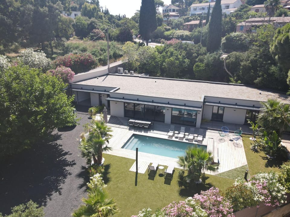 Day, Garden view, Pool view, Swimming pool, sunbed