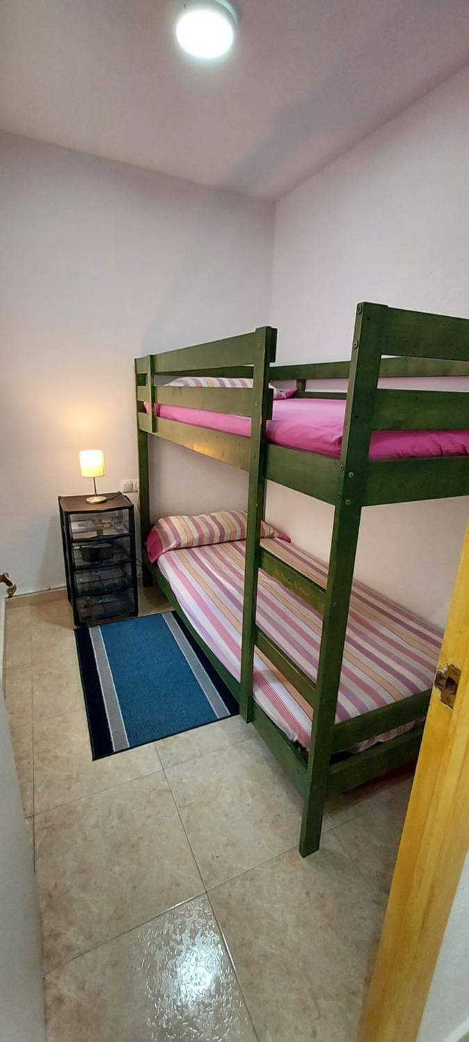 Bed, Bedroom, bunk bed