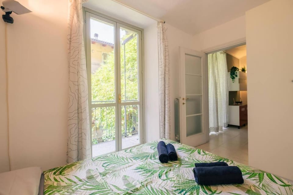 Bed, Photo of the whole room, Bedroom, towels, wardrobe