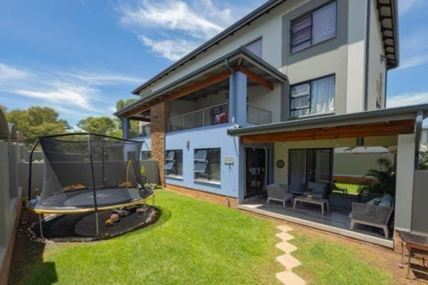 231 Whisken Ave, Crowthorne Ah Apartment in Gauteng