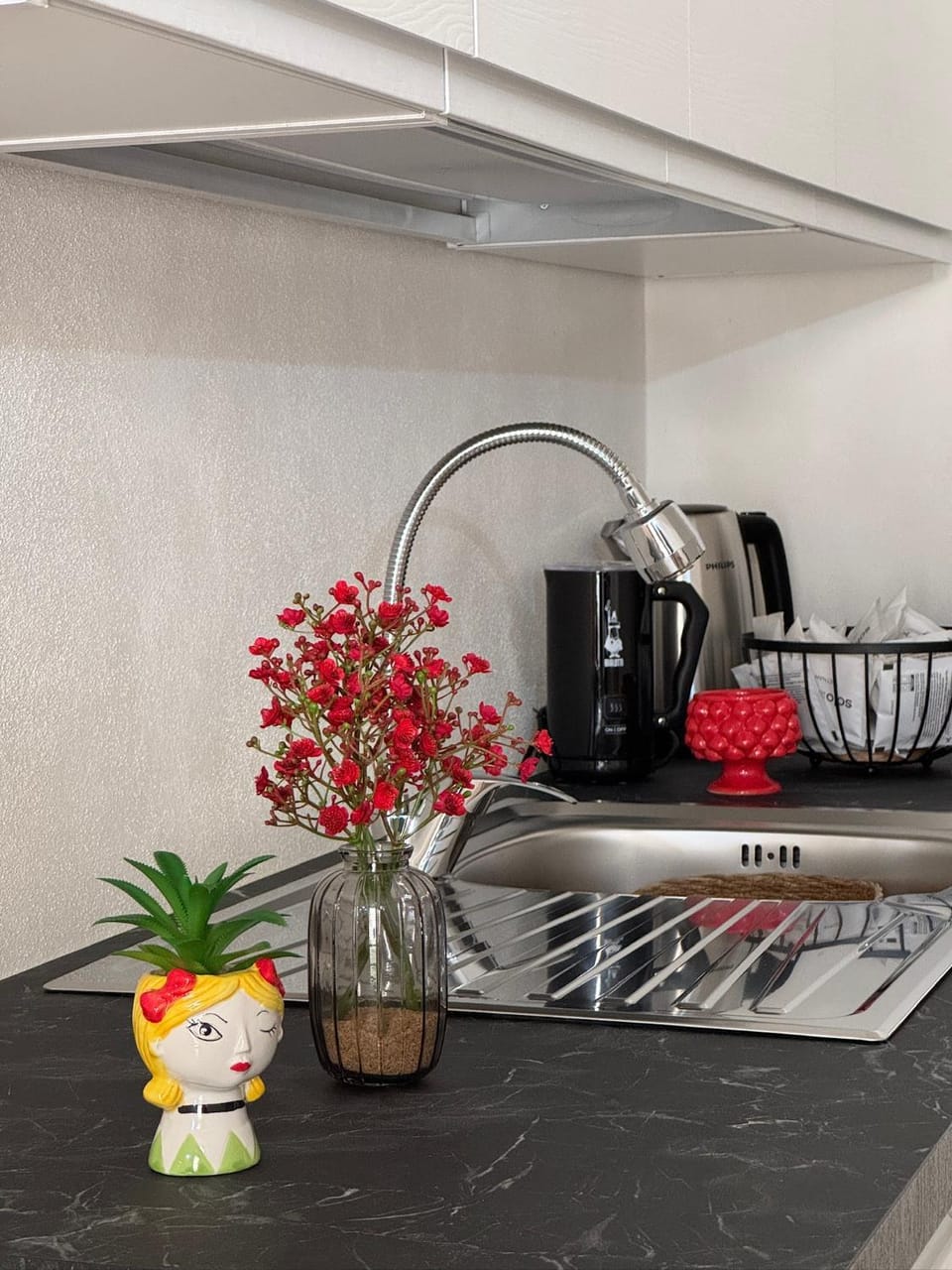 Coffee/tea facilities, Breakfast