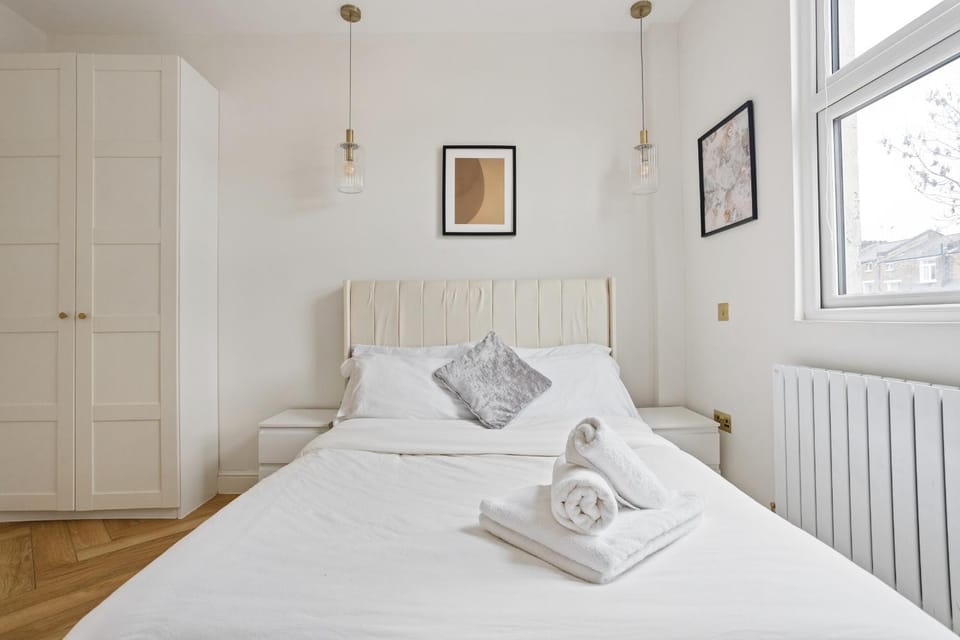 Premium Luxe 1 Bedroom Apartment Camden Apartment in London Borough of Camden