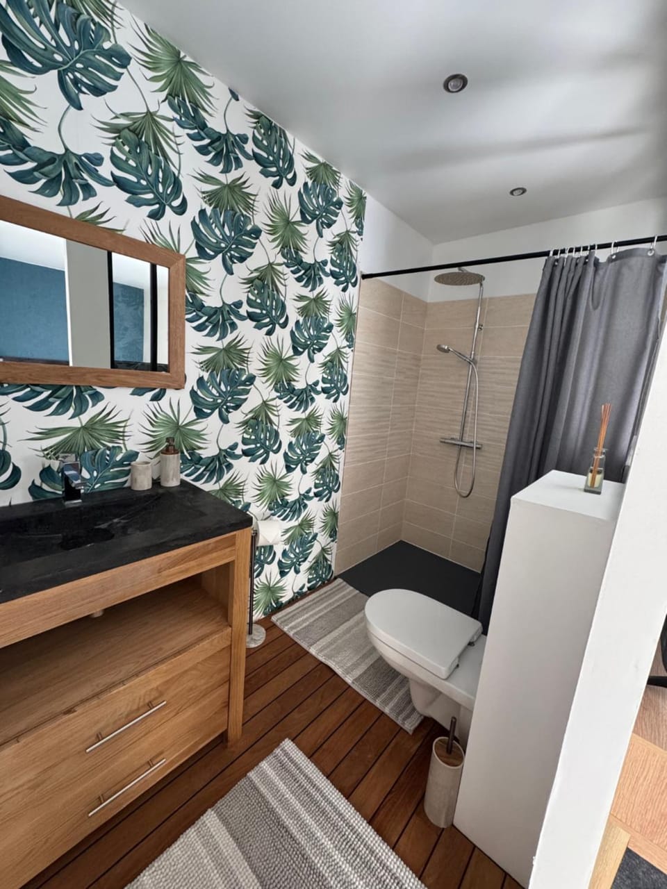 Shower, Bathroom