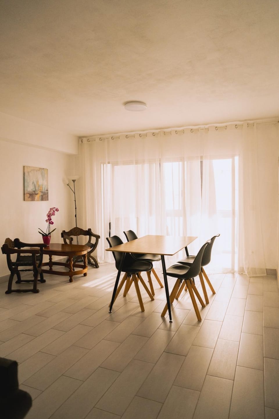 Living room, Seating area, Dining area