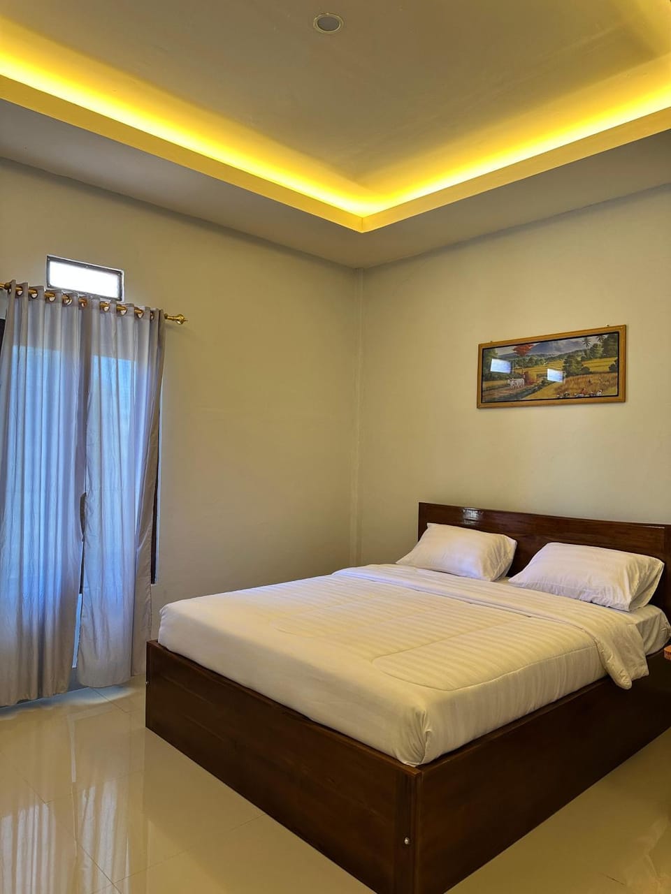 Bed, towels