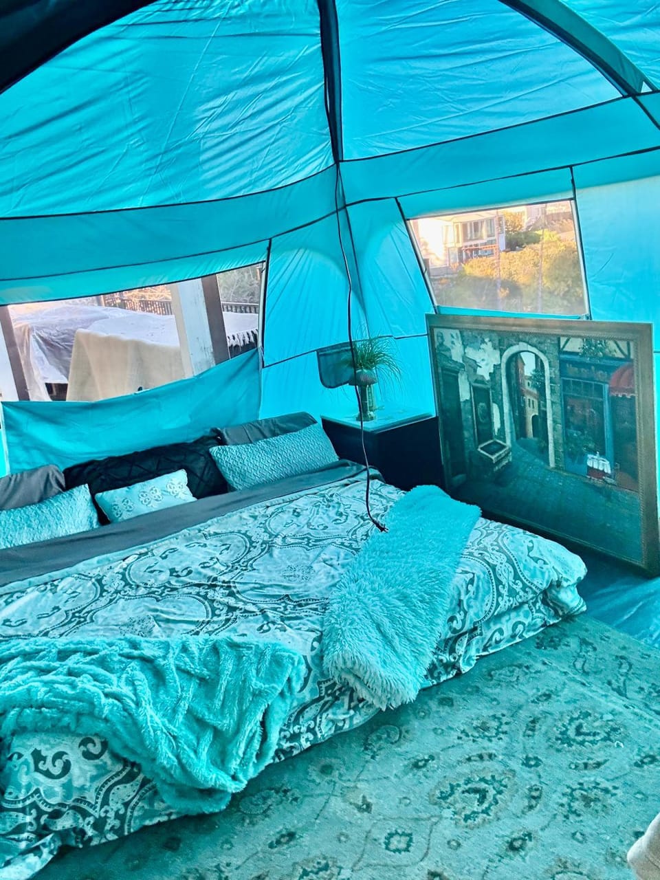 Glamping Cabin Tent Heated View Deck 2Acre Estate - Female Share Indoor - Men Share Outdoor - RG Cabin in Sherman Oaks