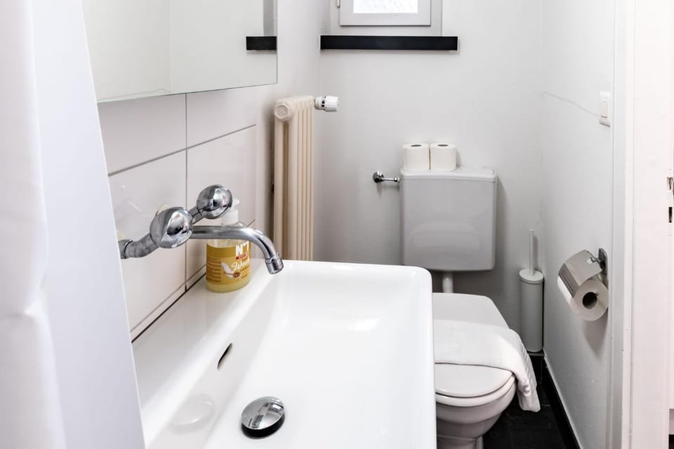 Toilet, Bathroom