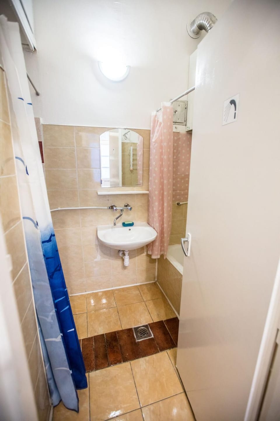 Center apartment 1 bedroom privite use Spring room Apartment in Budapest