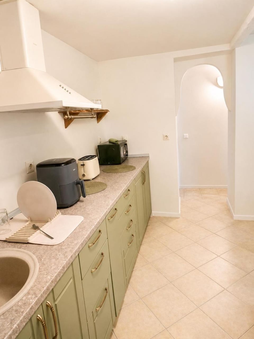 Kitchen or kitchenette