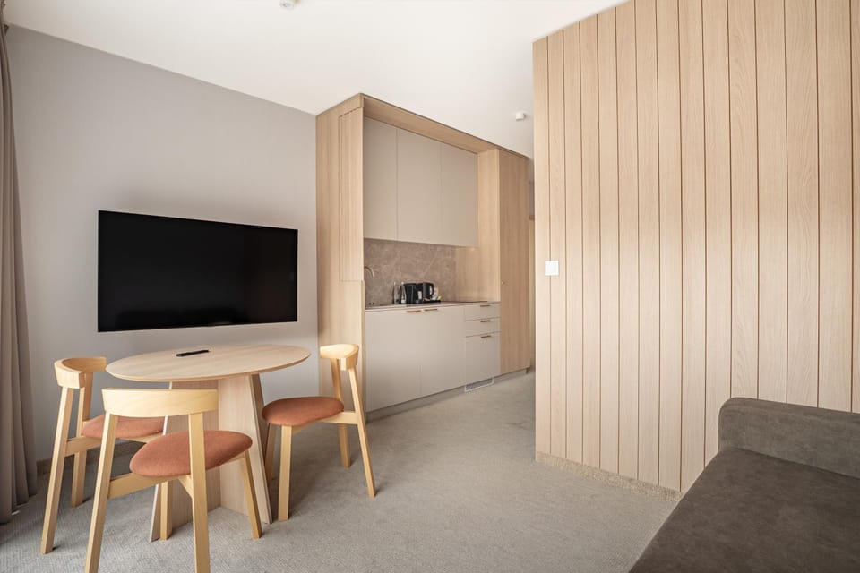 Kitchen or kitchenette, Living room, Dining area