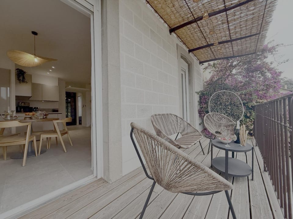 Balcony/Terrace, Living room