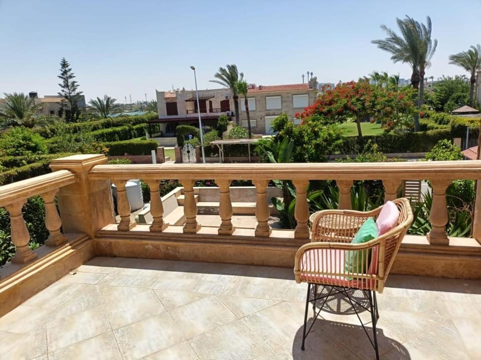 Marina 7, 2nd row villa, sea and lake Apartment in Egypt
