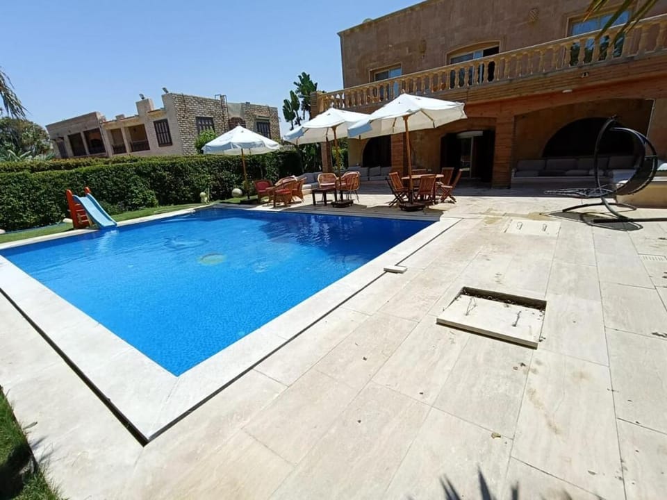 Balcony/Terrace, Swimming pool