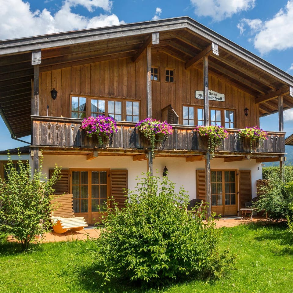 Property building, Balcony/Terrace, Garden view