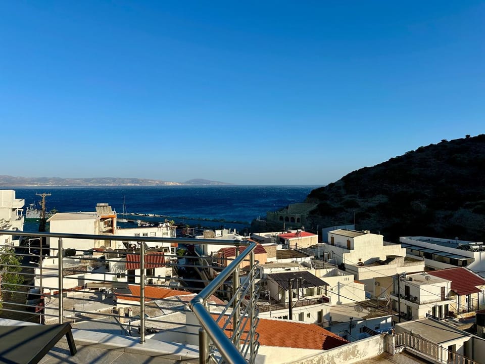Property building, Natural landscape, Mountain view, Sea view