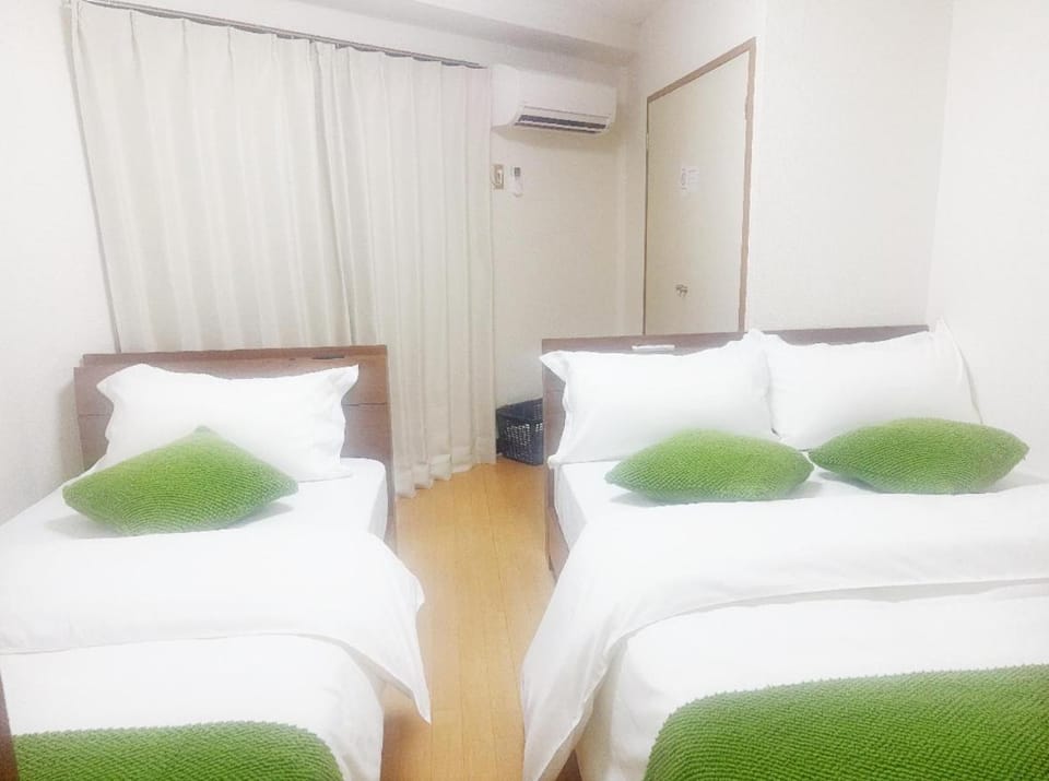 2F 3 minutes walk from Nishi-Oi Station, Shinagawa Ward, 4 stations available, surrounded by commercial streets, rich life, convenient transportation Apartment in Kanagawa Prefecture