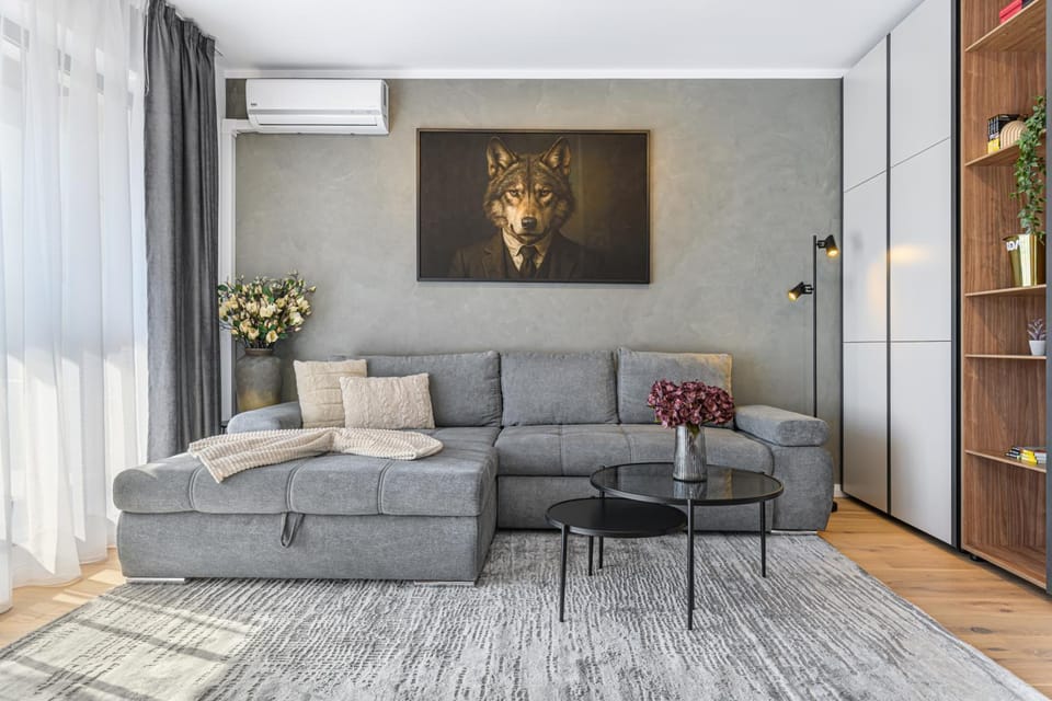 Living room, Seating area, air conditioner