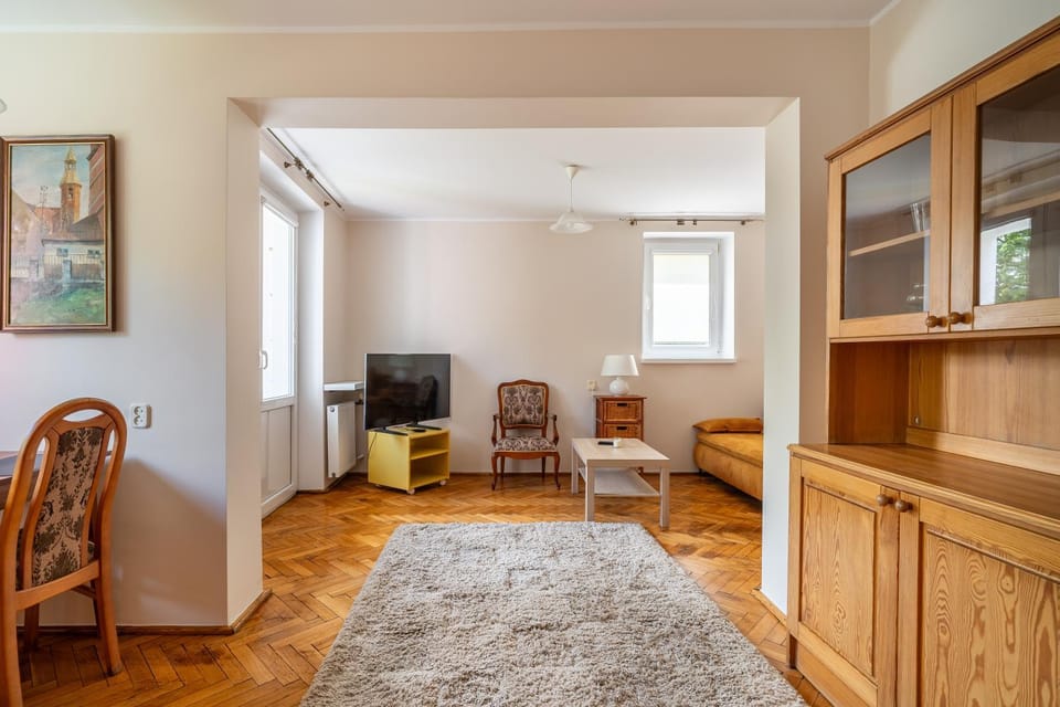 TV and multimedia, Living room, Dining area