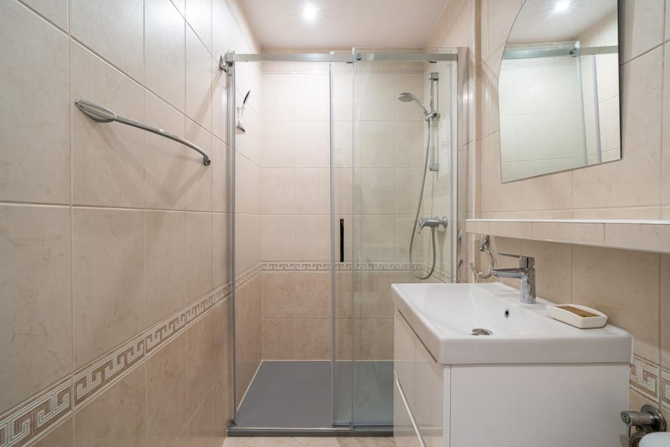 Shower, Bathroom