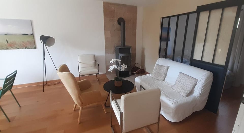 L'Entre-Deux Apartment in Neuchâtel, Switzerland