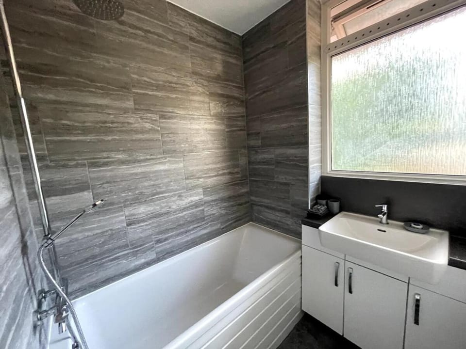 Lovely 2 bedroom flat in Hoxton Apartment in London Borough of Islington